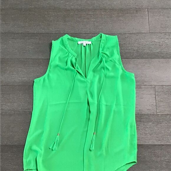 Rose & Olive-Green Sleeveless Women's Top Size Small - Picture 1 of 2